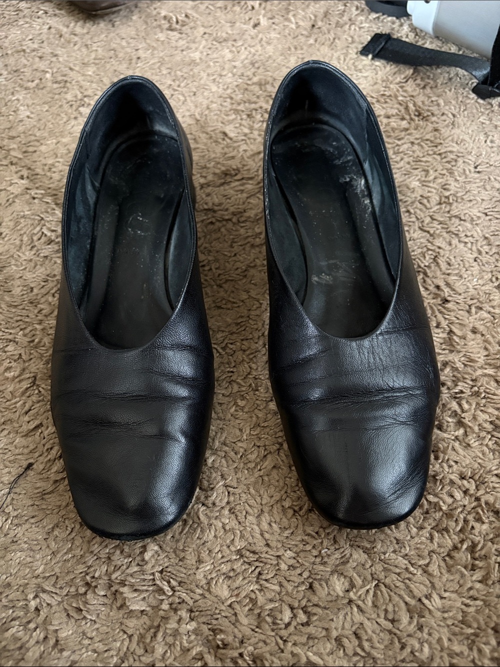 Aeyde Delia Pumps - Picture 2 of 7